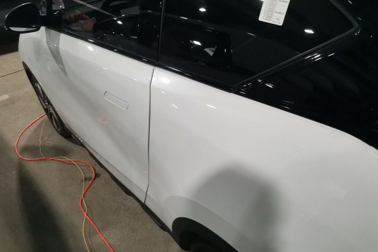 奇瑞新能源 奇瑞无界Pro 2022款 301km 灵兽版 磷酸铁锂车身外观4