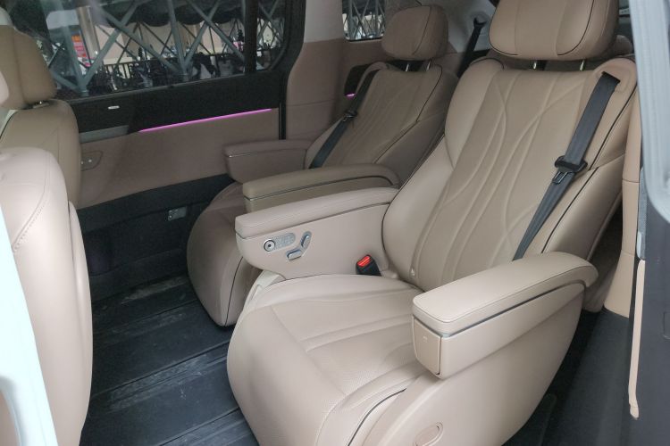 小鹏X9 2024款 610长续航Pro中控内饰7004