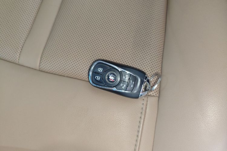 别克GL8 2020款 ES陆尊 653T 豪华型中控内饰7001