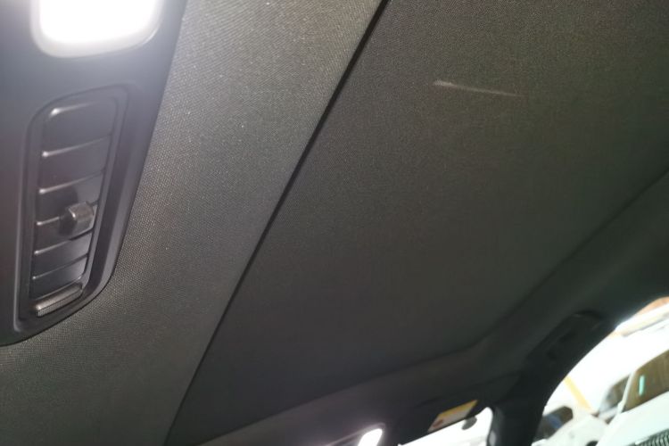 理想汽车 理想ONE 2019款 增程6座版中控内饰22