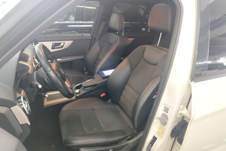 奔驰GLK级 2014款 GLK 200 标准型中控内饰19