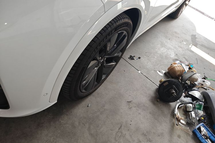 理想汽车 理想L7 2023款 Pro车身外观6007