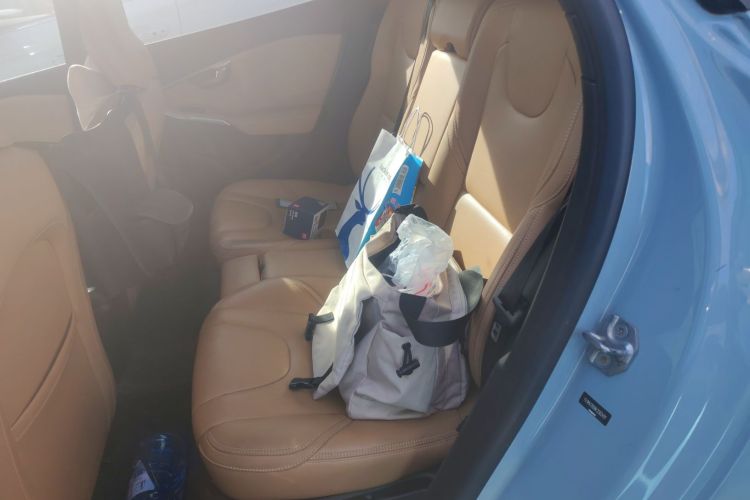 沃尔沃V40 2019款 T3 智逸版中控内饰21