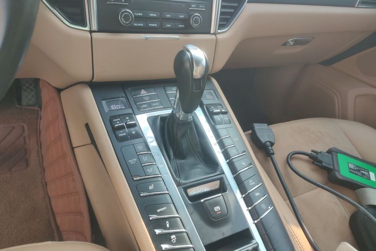 保时捷 2017款  Macan 2.0T局部细节18