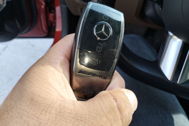 奔驰E级(进口) 2021款 改款 E 300 运动版中控内饰11