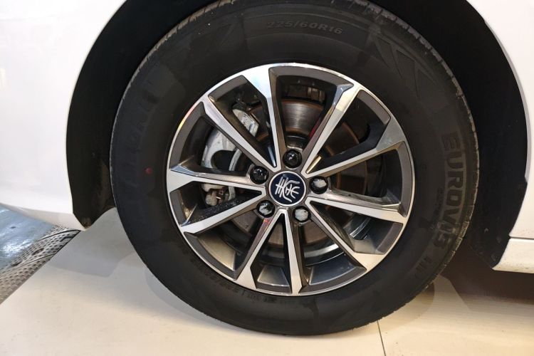 比亚迪 秦PLUS 2023款 冠军版 DM-i 55KM领先型车身外观6007