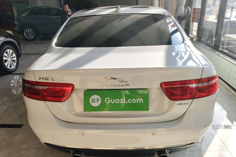 捷豹XEL 2019款 2.0T 200PS 尊享版车身外观6