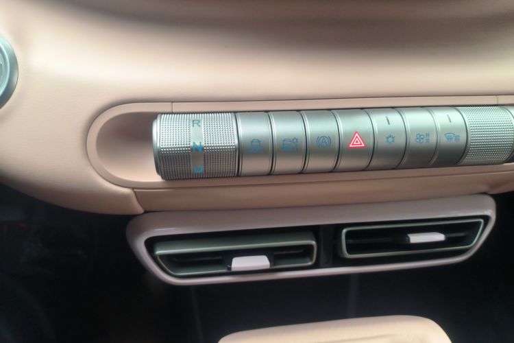 比亚迪 海鸥 2025款 305km 自由版中控内饰18