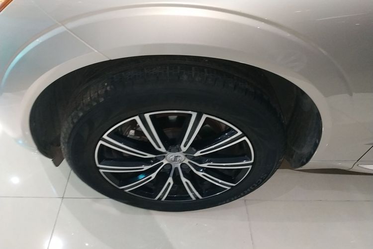 沃尔沃XC60 2020款 T5 四驱智远豪华版车身外观6007