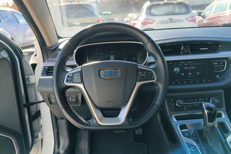 吉利汽车 帝豪 2018款 1.5L CVT向上互联版中控内饰13