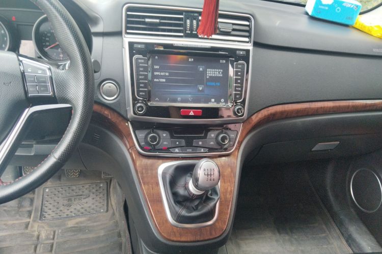 哈弗H6 2017款 红标 运动版 1.5T 手动两驱精英型局部细节16