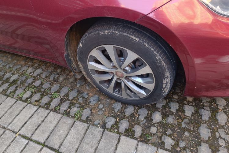 菲亚特 菲翔 2015款 1.4T 手动悦享版车身外观10