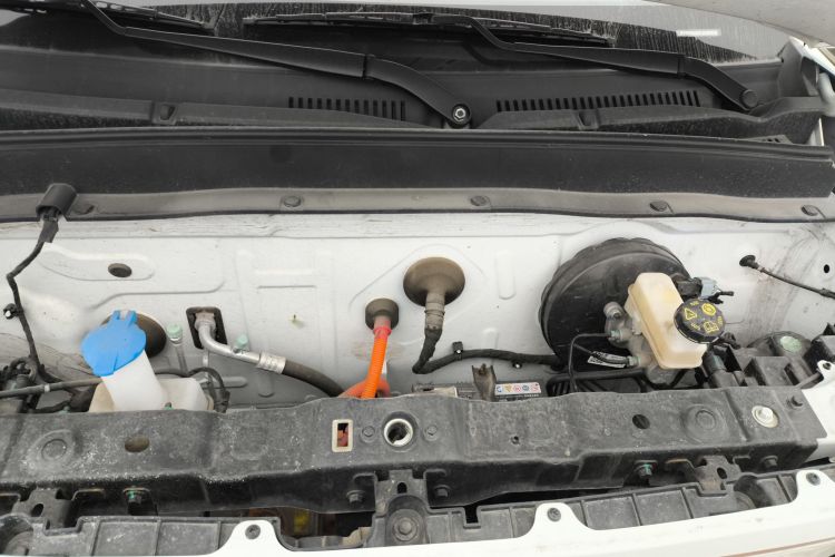 吉利银河 2023款 熊猫mini 120km 萌萌熊机舱底盘24