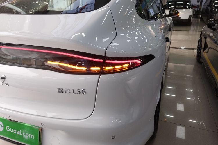 智己汽车 智己LS6 2026款 增程 52 Max车身外观6006
