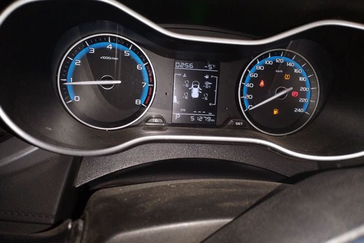 吉利汽车 帝豪 2020款 1.5L CVT豪华型中控内饰15