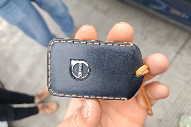 沃尔沃XC40 2021款 T4 四驱智行时尚版中控内饰11