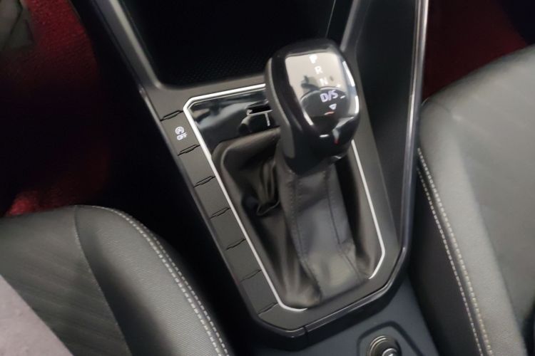 大众 朗逸 2023款 新锐 1.5L 自动新逸版中控内饰18