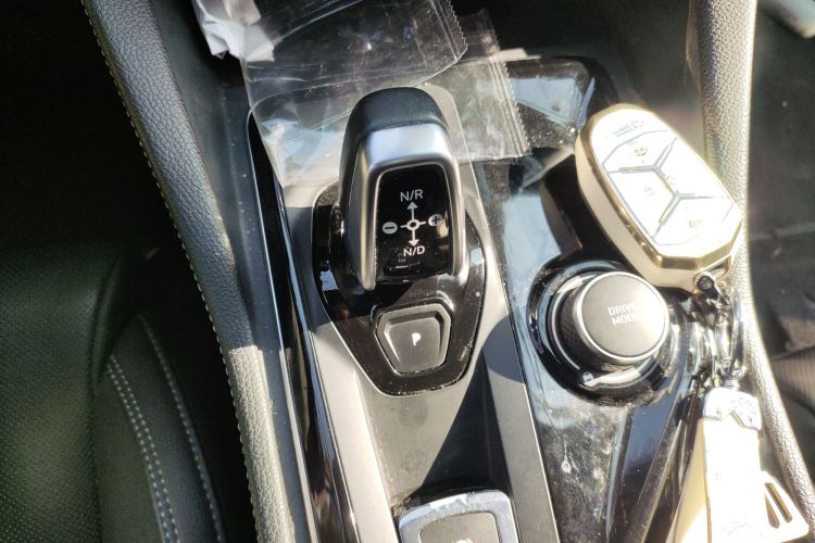 领克03 2021款 1.5TD DCT劲 冠军版中控内饰18