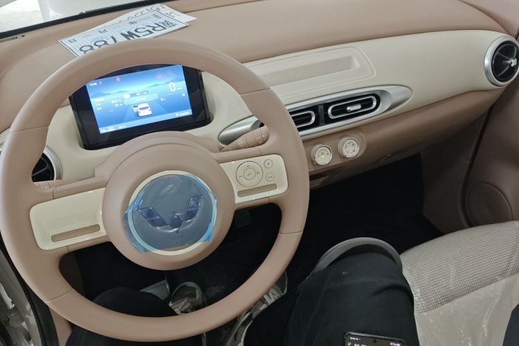 五菱汽车 宏光MINIEV 2025款 四门版 进阶款中控内饰12