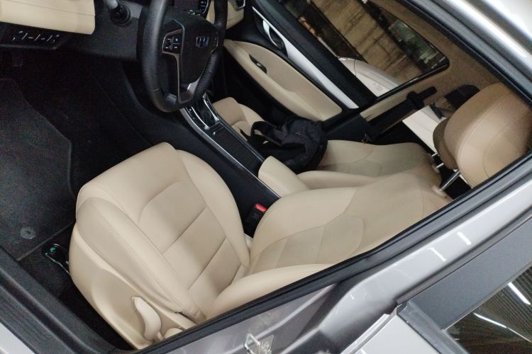 吉利汽车 帝豪 2018款 1.5L CVT豪华型中控内饰19