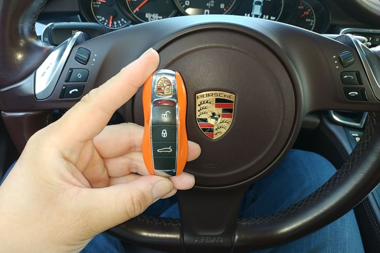 保时捷 2016款 Panamera 4 Edition 3.0T中控内饰7001