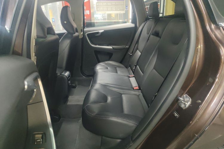 沃尔沃XC60 2017款 T5 智进升级版中控内饰7004