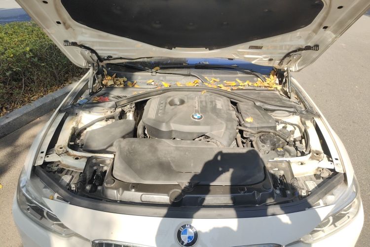 宝马3系 2017款 320Li M运动型机舱底盘24