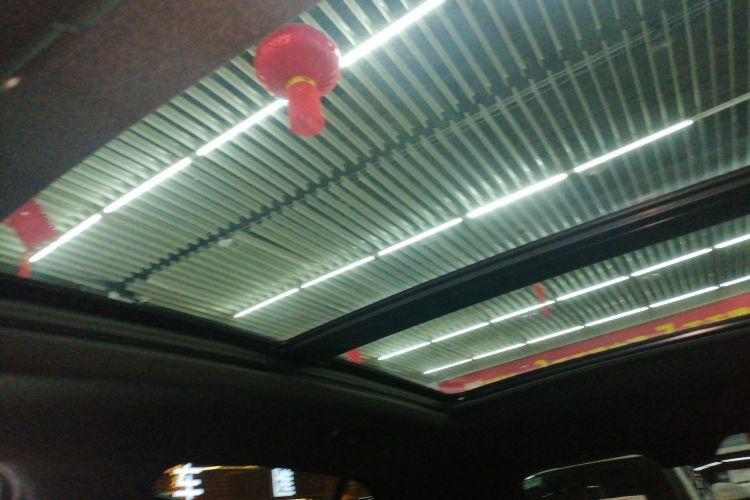 凯迪拉克XT4 2018款 28T 四驱领先运动型中控内饰22