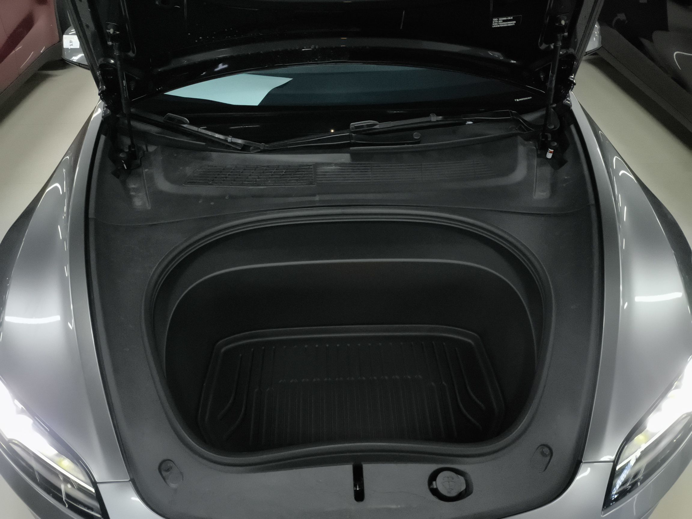 特斯拉 Model 3 2023款 长续航全轮驱动版