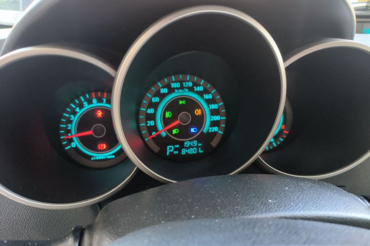 长安 逸动 2014款 1.6L 自动豪华型局部细节14