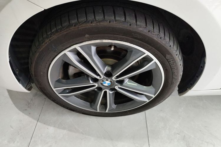 宝马1系 2018款 改款 118i 运动型车身外观6007