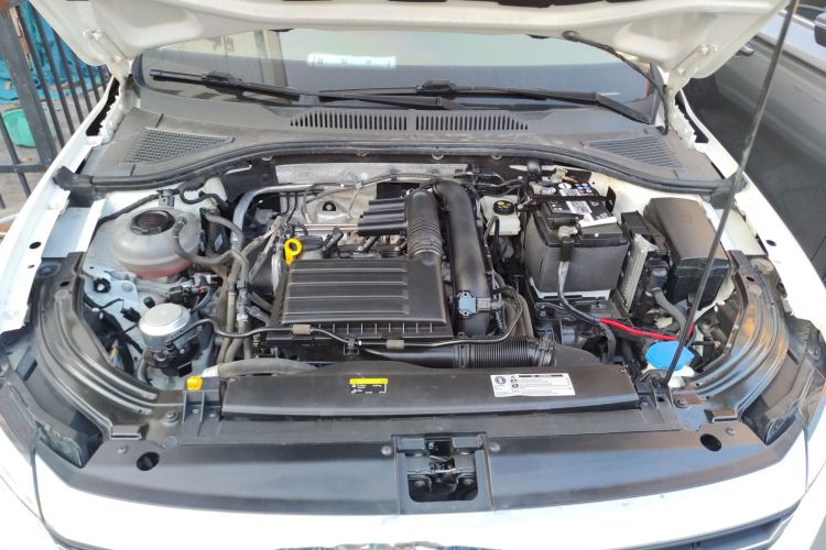 大众 朗逸 2021款 280TSI DSG舒适版机舱底盘24