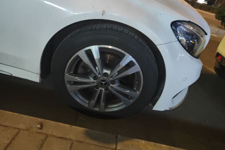 奔驰C级 2018款 C 200 L 运动版车身外观6007