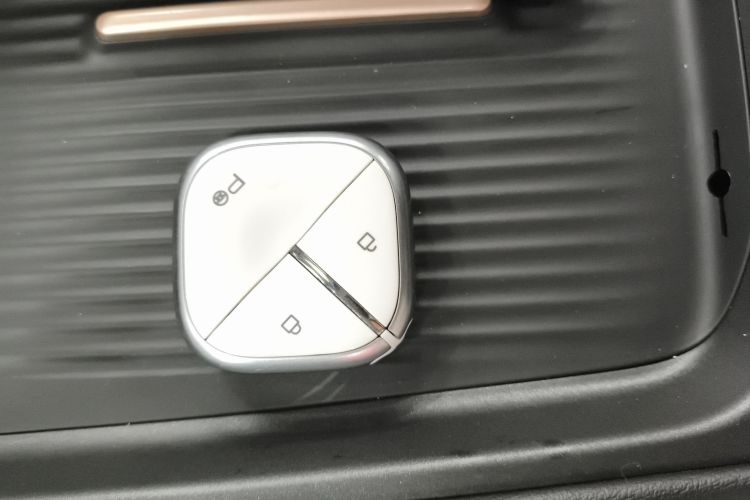 宝骏云海 2024款 600km 纯电版中控内饰11