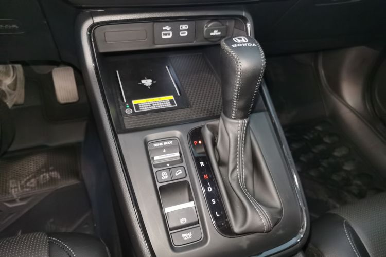 本田CR-V 2024款 240TURBO 两驱锋尚版 5座中控内饰18