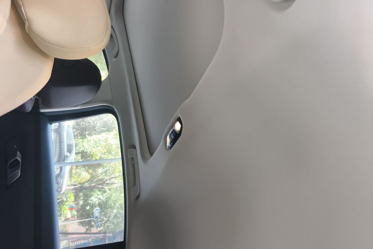 宝马3系 2022款 325Li M运动曜夜套装局部细节22