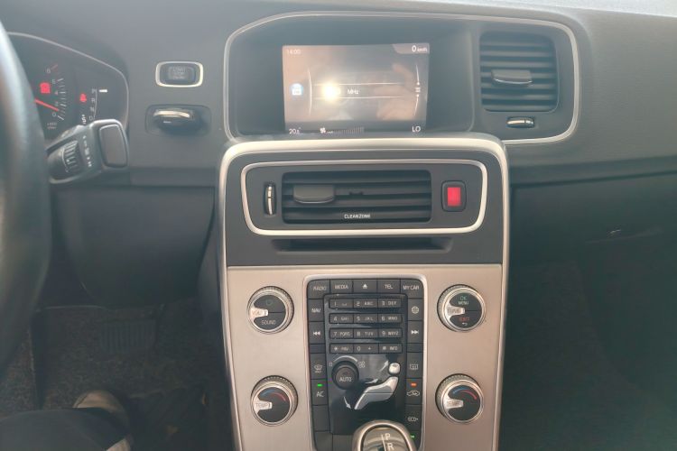 沃尔沃S60 2018款 S60L T3 智进进取版局部细节16