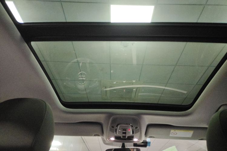 奥迪A4L 2019款 40 TFSI 进取型 国VI局部细节22