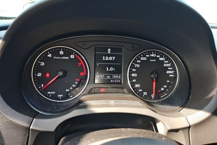 奥迪A3 2016款 Limousine 35 TFSI 领英型中控内饰14