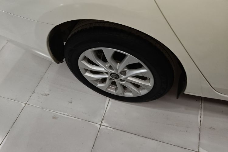 日产 轩逸 2022款 经典 1.6XE CVT舒适版车身外观6008