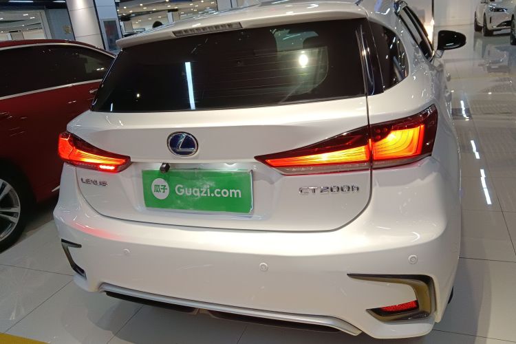 雷克萨斯CT 2017款 CT200h 精英版 单色 国V车身外观6