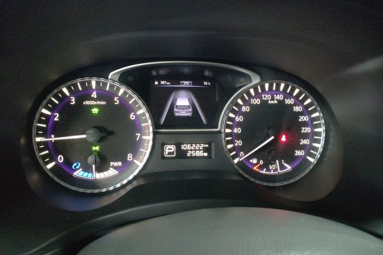 英菲尼迪QX60(进口) 2016款 2.5 S/C Hybrid 两驱卓越版 国V中控内饰14