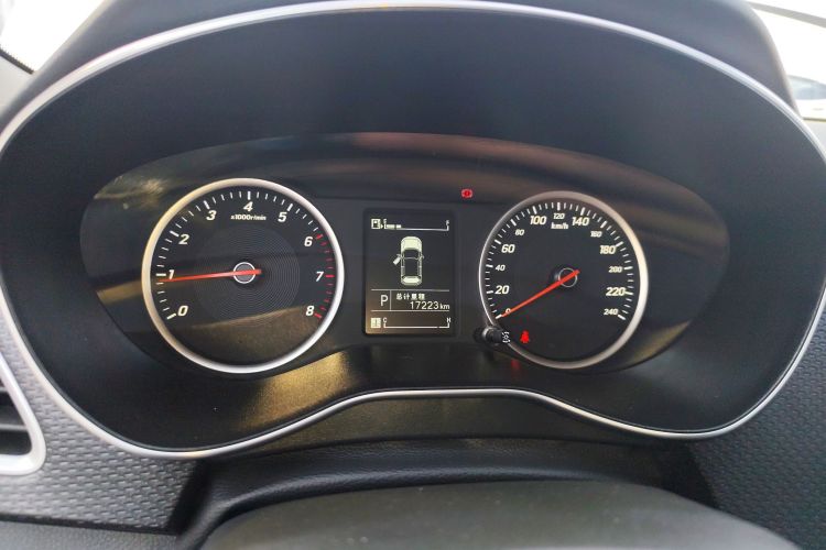 宝骏730 2021款 1.5T CVT时尚型 7座中控内饰14