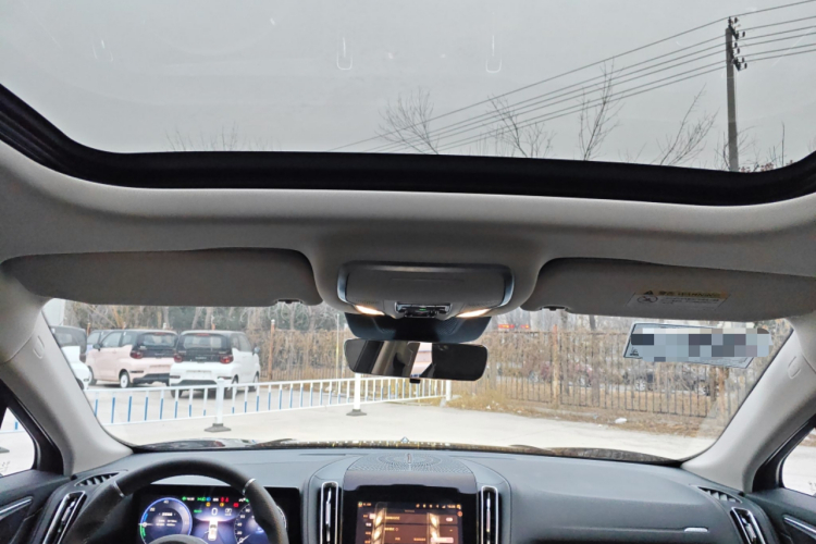 红旗HS3 PHEV 2024款 PHEV 115km 劲为版中控内饰22