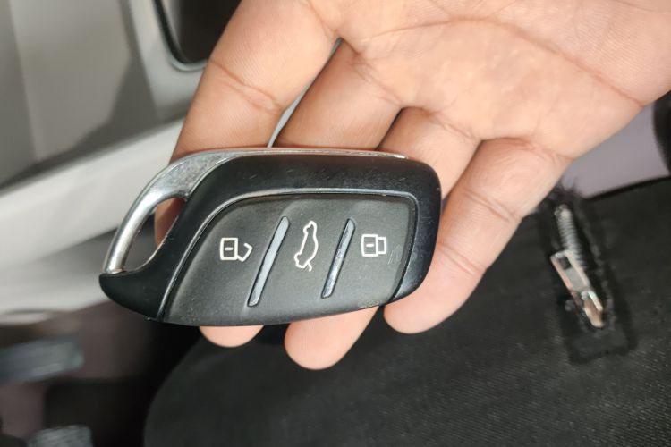 名爵 MG4 EV 2026款 437 随心版中控内饰11