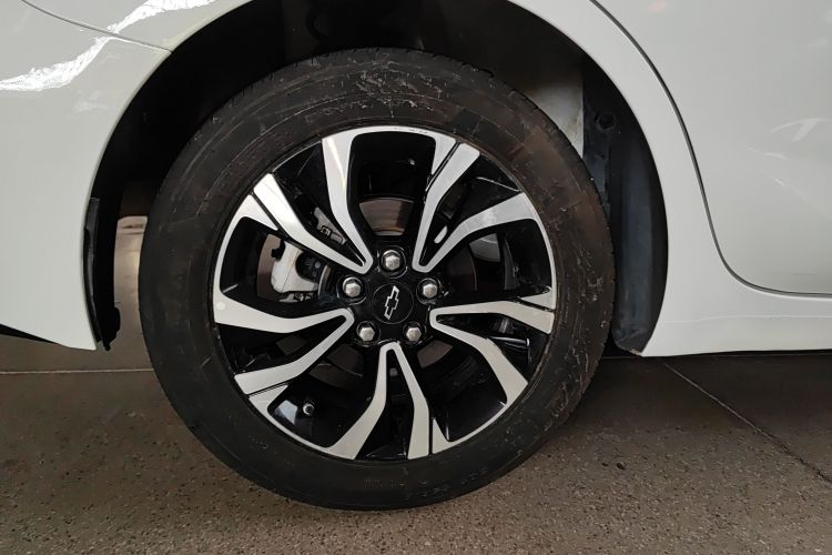 雪佛兰 科鲁泽 2020款 轻混 RS 330T 自动畅快版车身外观6008