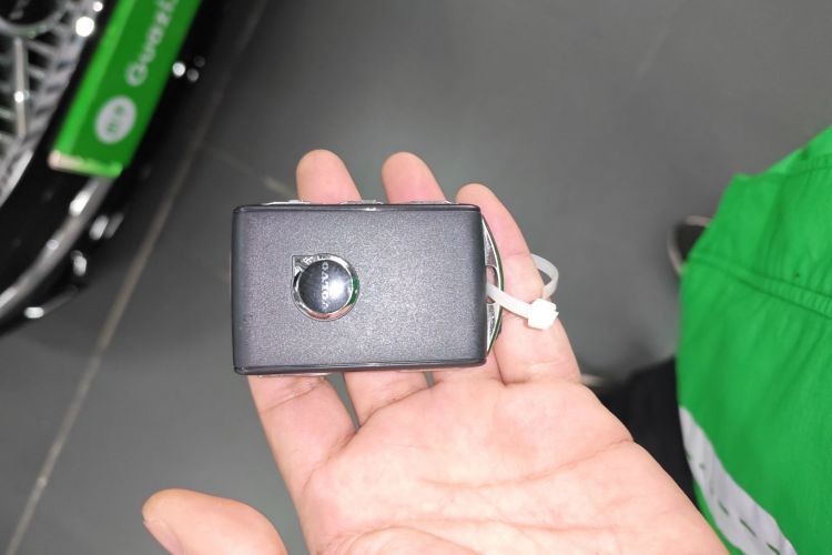 沃尔沃S90新能源 2025款 插电式混动 四驱长续航智雅豪华版中控内饰11