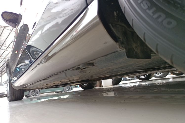 奔驰C级 2020款 改款 C 260 L局部细节9002