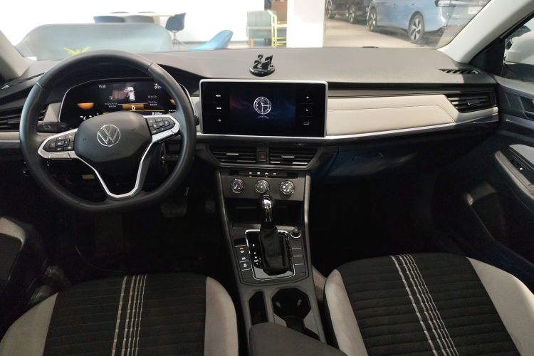 大众 宝来 2023款 200TSI DSG畅行版中控内饰7002