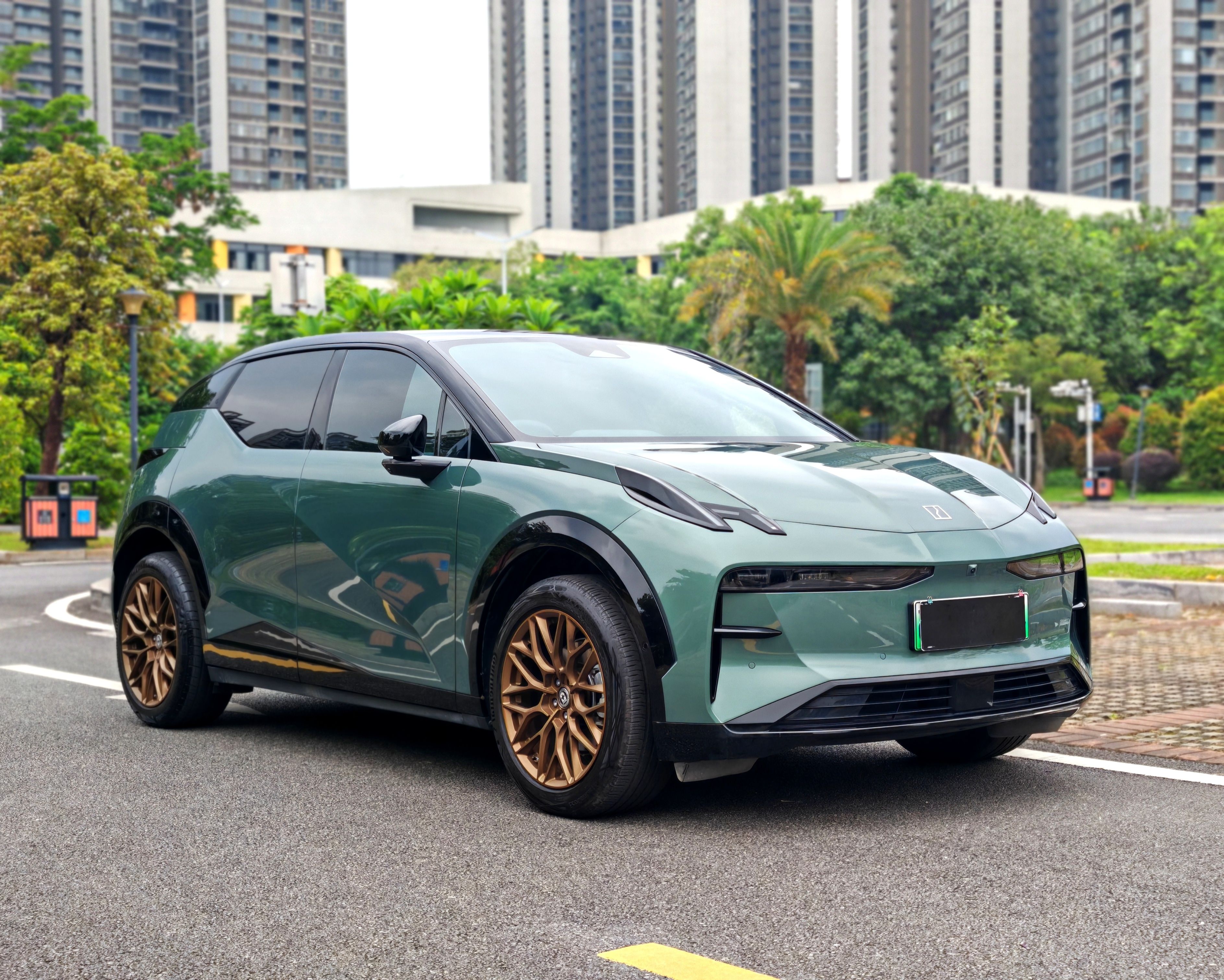 极氪X 2023款 后驱ME版 5座